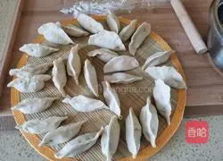 Chives Illustration of how to make egg dumplings 6