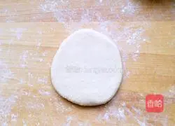 Illustration of making soft twists 3