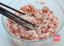 Illustration of how to make sauced pork buns 3