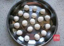 Illustration of how to make blood-activating glutinous rice soup 5