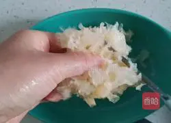 Recipe for Lily, Winter Melon and Tremella Soup 4