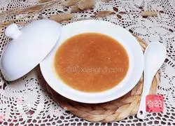 Recipe for Lily, Longan and Tremella Soup (moistening lungs and nourishing blood) 9