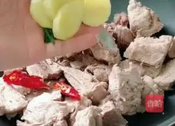 Illustration of how to make pork ribs and radish soup 4