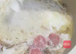 Hot noodle soup recipe 8