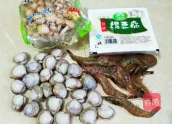 Illustration of how to make three fresh tofu soup 1