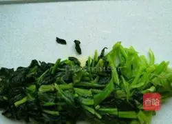 Spinach and Pork Liver Soup Recipe Illustration 8