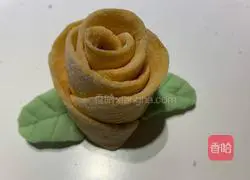 Illustration of how to make colorful rose steamed buns 11
