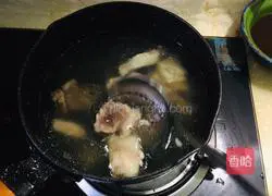 Illustration of how to make vermicelli mutton soup 5