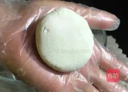 Illustration of how to make Yin'er cake 3