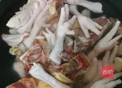 Illustration of how Buddha jumped over the wall 2