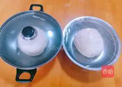 Illustration of how to make steamed buns and flower rolls 5