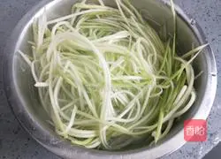 Illustration of how to cook zucchini 2