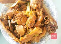 Illustration of braised duck with Zhuhou sauce 8