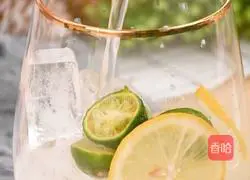 Illustration of how to make Lychee Mojito, the holy summer treat at home, in 2 simple steps 2