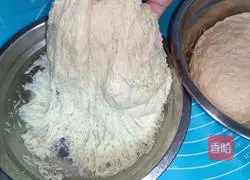 Illustration of how to make two-color steamed buns 3