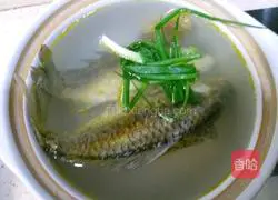 Illustration of how to make crucian carp tofu soup 5