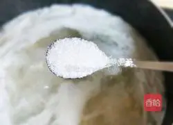 Illustration of how to make white radish soup 10