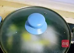 Illustration of how to make cold shredded chicken#light food and reduce fat#7