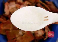 Illustration of how to make cold cooked meat 7