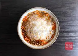 Illustration of Kuaishou Hot and Sour Rice Noodles 9
