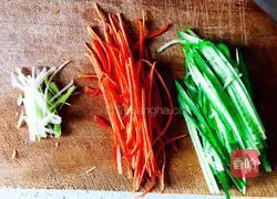 Illustration of how to make cold glutinous rice noodles 2