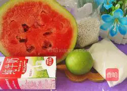 Illustration of how to make cool watermelon lemon sago 1