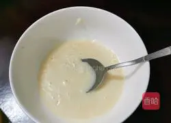 Illustration of making homemade condensed milk 4