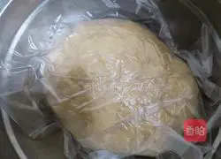 Illustration of how to make carrot rolls 1