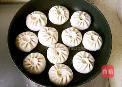 Illustration of making fried dough buns 19