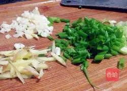 Illustration of braised shrimp in oil 2