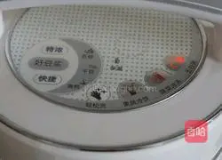 Illustration of how to make grain soup 4