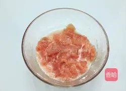 Illustration of how to make fried meat with snow peas 1