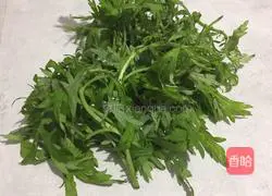 Illustration of the Youth League’s practices 1