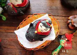 Illustration of how Zhu Bajie carries his wife on his back 23