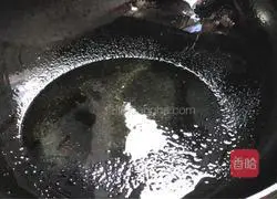 Illustration of how to make white radish and crucian carp soup 6