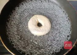 Illustration of one-time fermentation of oil-free and sugar-free bagels 12