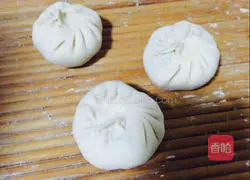 Illustration of how to make fennel buns 7