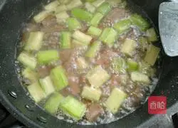 How to make duck blood and loofah soup Illustration 11