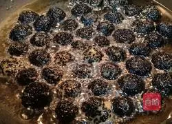 Illustration of how to make sesame balls 11