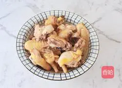 Illustration of how to make mushroom, corn, carrot and chicken soup 4