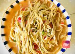 Illustration of how to make egg, tomato and artemisia seed noodles 9