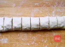 Illustration of how to make scallion and ham rolls 8