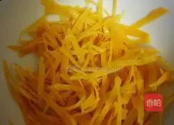 Illustration of how to make grapefruit honey tea 2