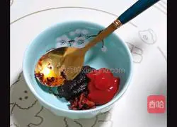 Illustration of making fried noodles with bean paste 7