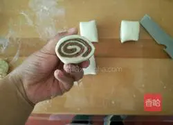 Illustration of how to make cartoon cocoa steamed buns 11