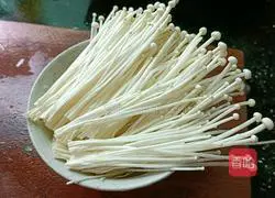 Illustration of how to make fat beef in sour soup 4