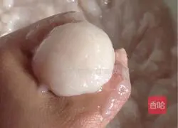 Illustration of how to make fish ball soup 7