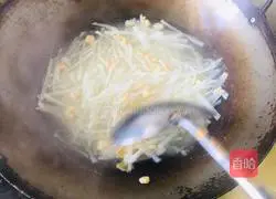 Illustration of how to make scallop, sea rice and radish soup 5