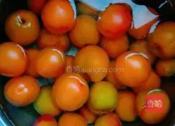 Illustration of how to make candied yellow apricots 1