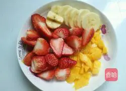 Illustration of how to make fruit sago 4